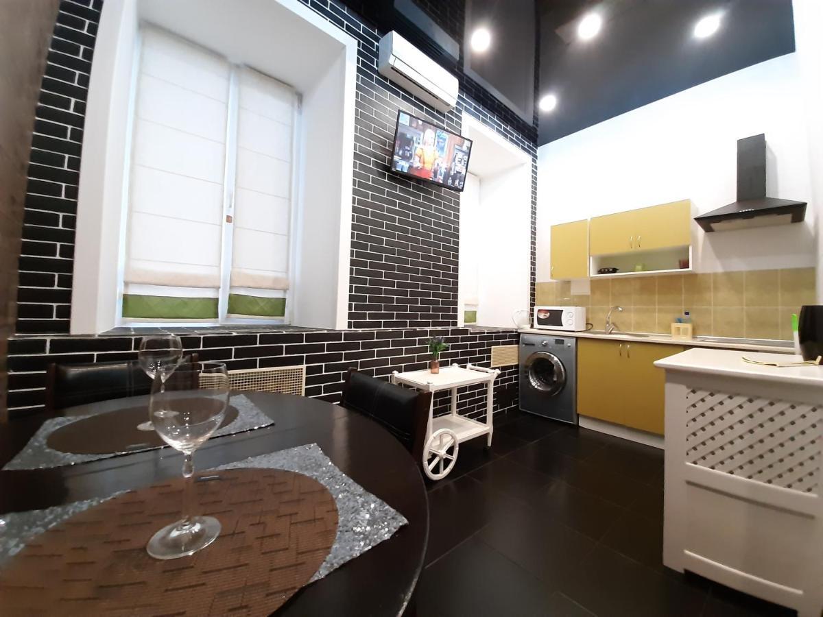 Viva Olive - Студия Со Спальней В Центре Krementsjuk Eksteriør bilde